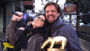 foto laura pausini tapiro