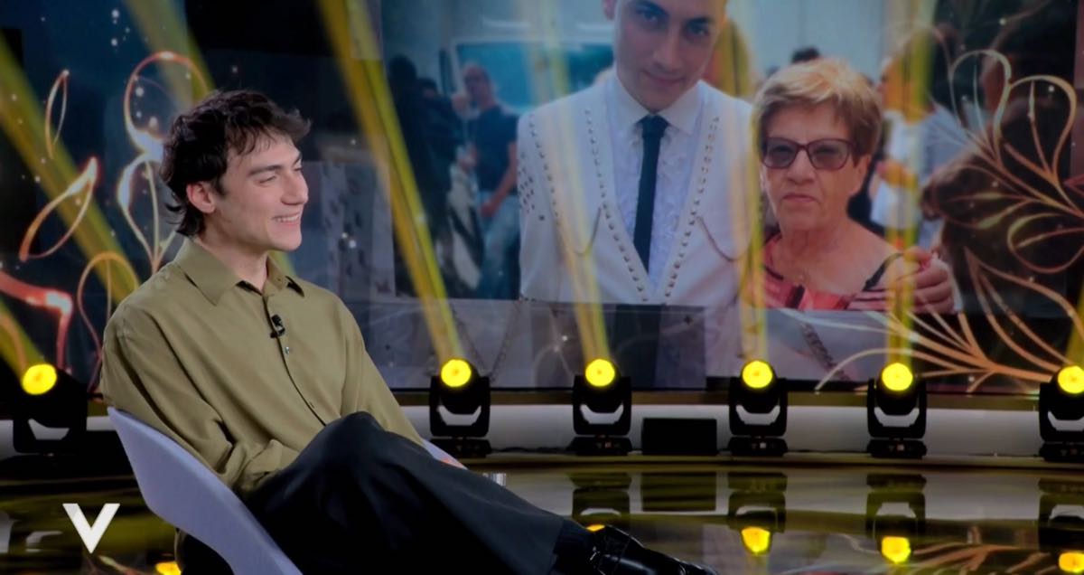 foto Matteo Paolillo nonna verissimo 