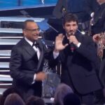 Carlo Conti: “Mia idea passare testimone a De Martino durante finale Sanremo”