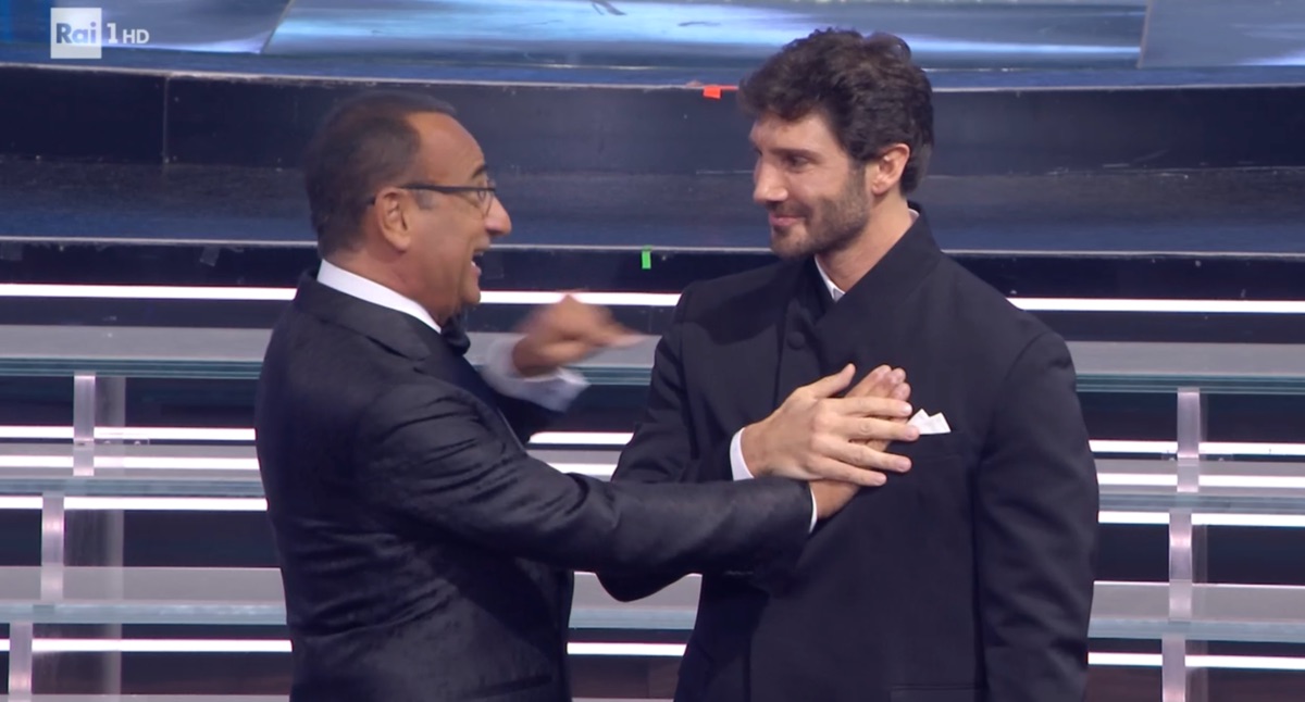 foto Stefano dDe Martino conduttore sanremo2027
