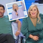 Tina Cipollari avverte Maria De Filippi: “Si gela, siamo tutte moribonde”