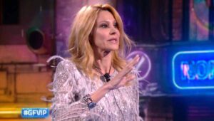 foto adriana volpe mussolini scontro gfvip