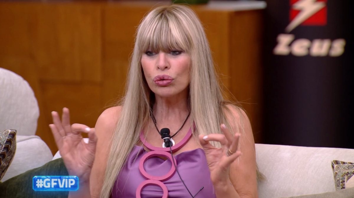 foto alessandra mussolini contro todaro