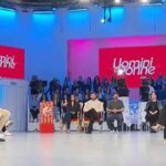 Uomini e Donne anticipazioni oggi: Alessio e Deborah litigano per un bacio