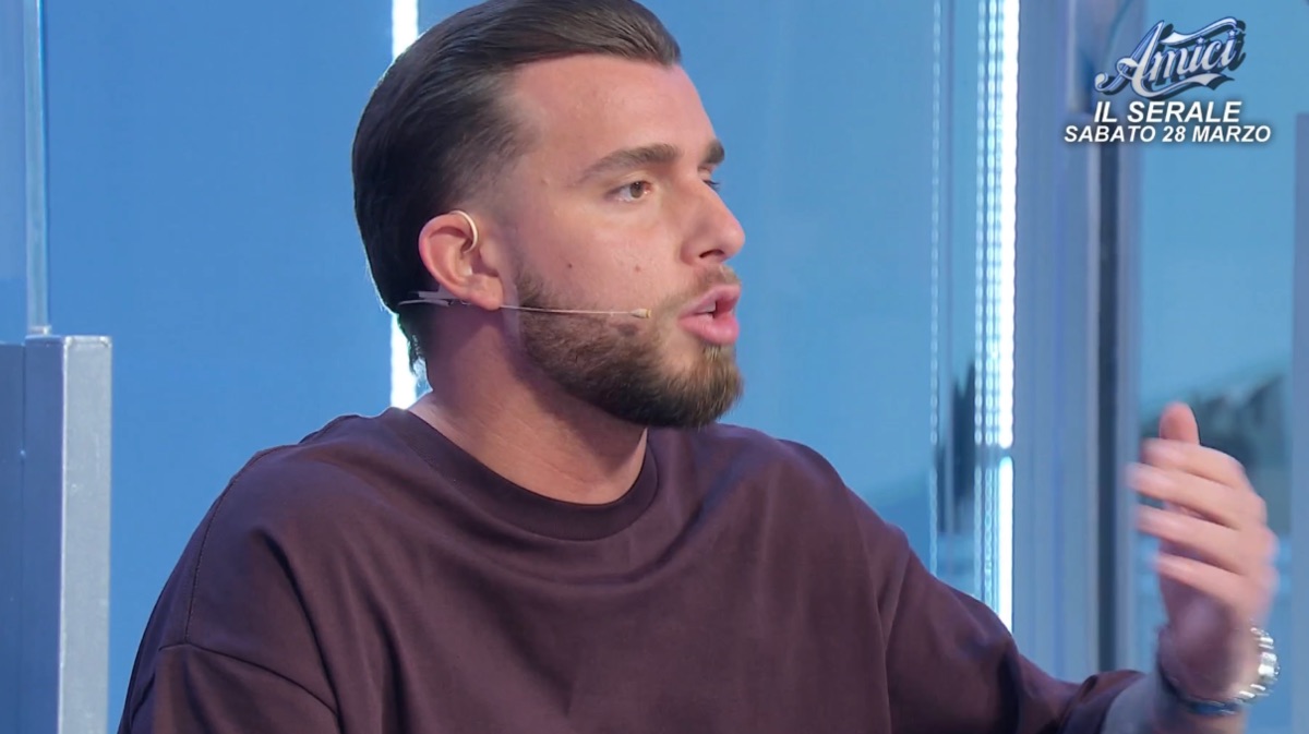 foto alessio rubeca polemica ued