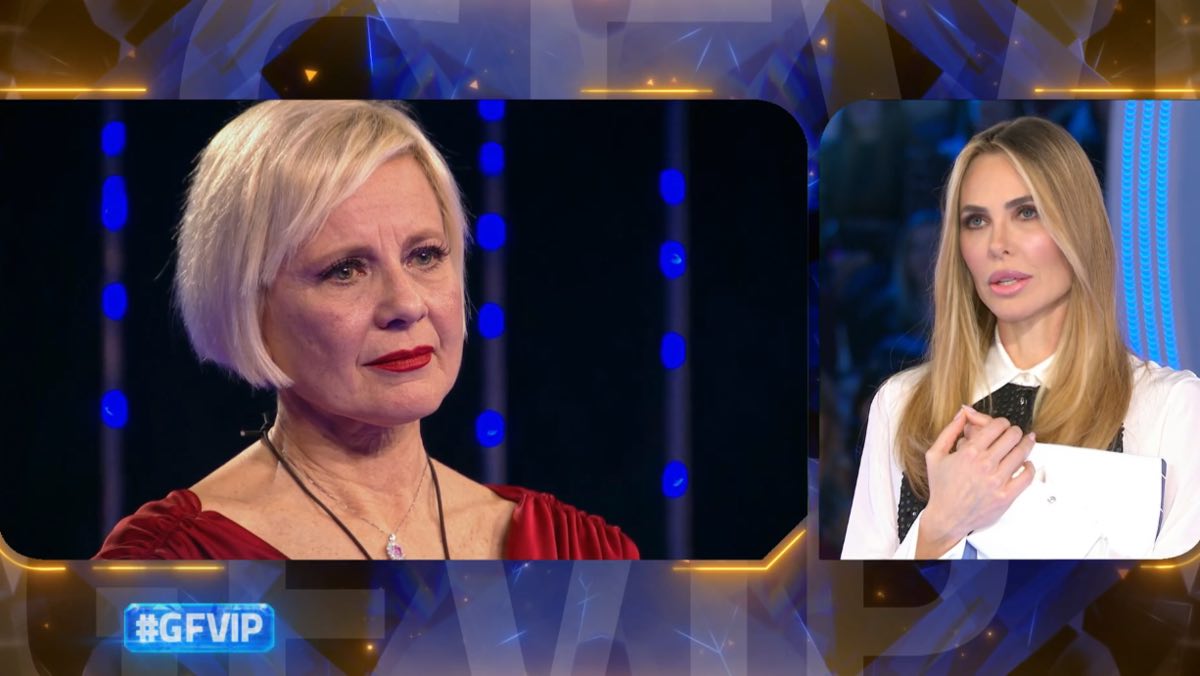 foto Antonella Elia fragile Blasi gfvip