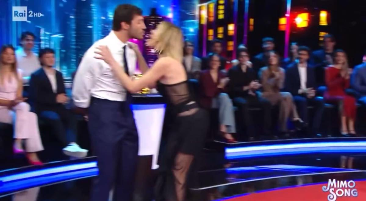 foto de martino lodigiani bacio