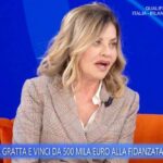 Eva Grimaldi choc a La volta buona: “Mi sono dovuta operare d’urgenza”