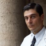 Lino Guanciale stasera in Le libere donne è Mario Tobino: “Figura complessa”