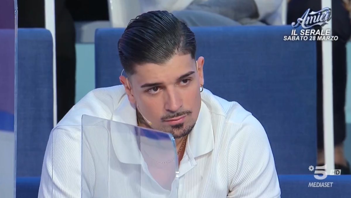 foto Matteo polemica ued