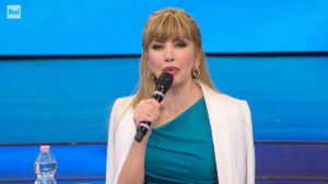 foto Milly Carlucci Canzonissima conferenza stampa