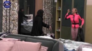 foto paola caruso francesca manzini gfvip scontro