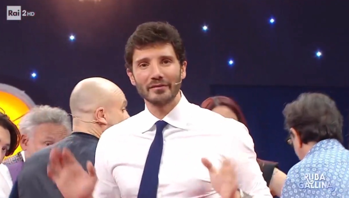 foto Stefano De Martino step 26marzo