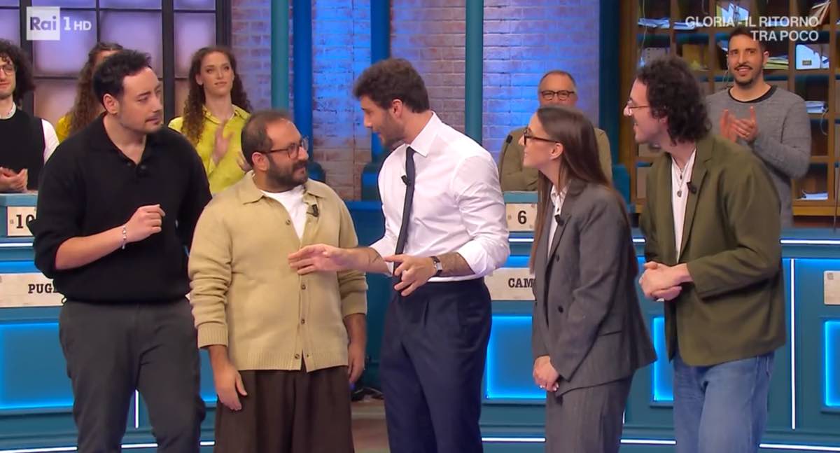 foto stefano de martino the jackal affari tuoi