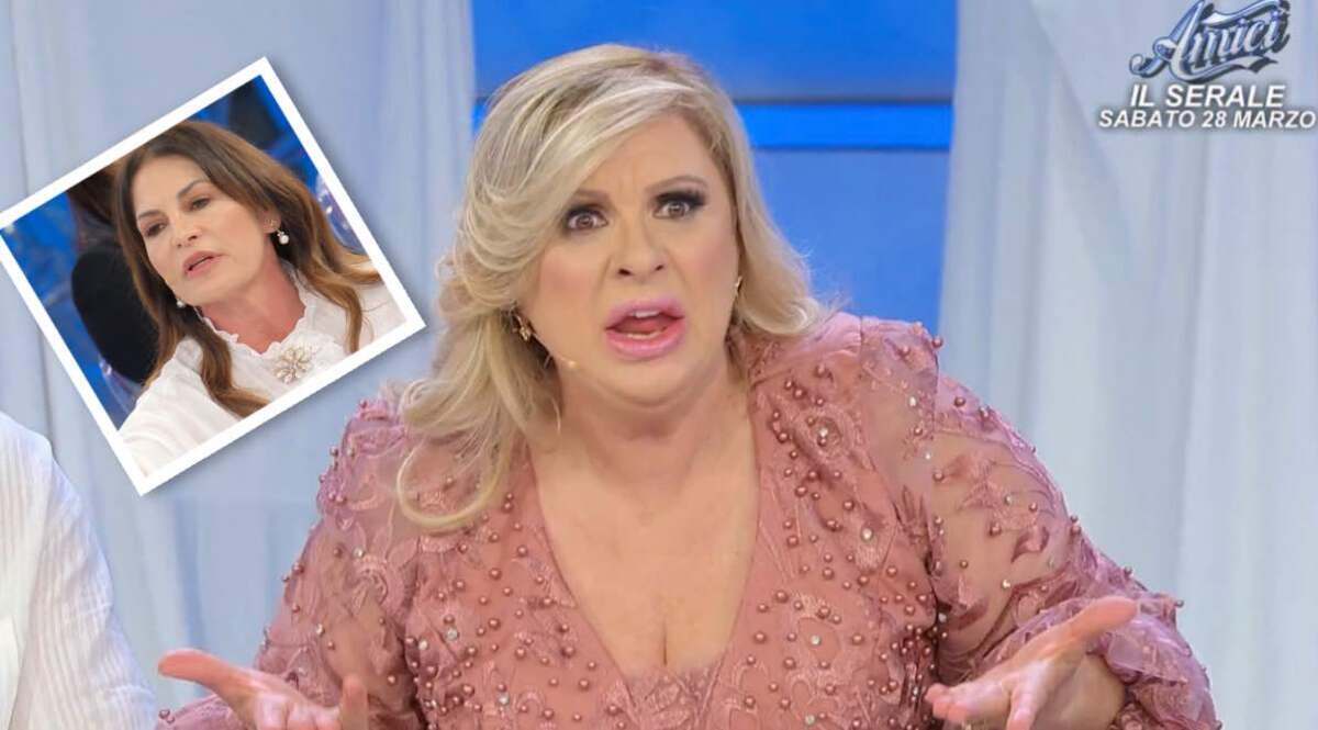 foto tina cipollari scontro polemica ued