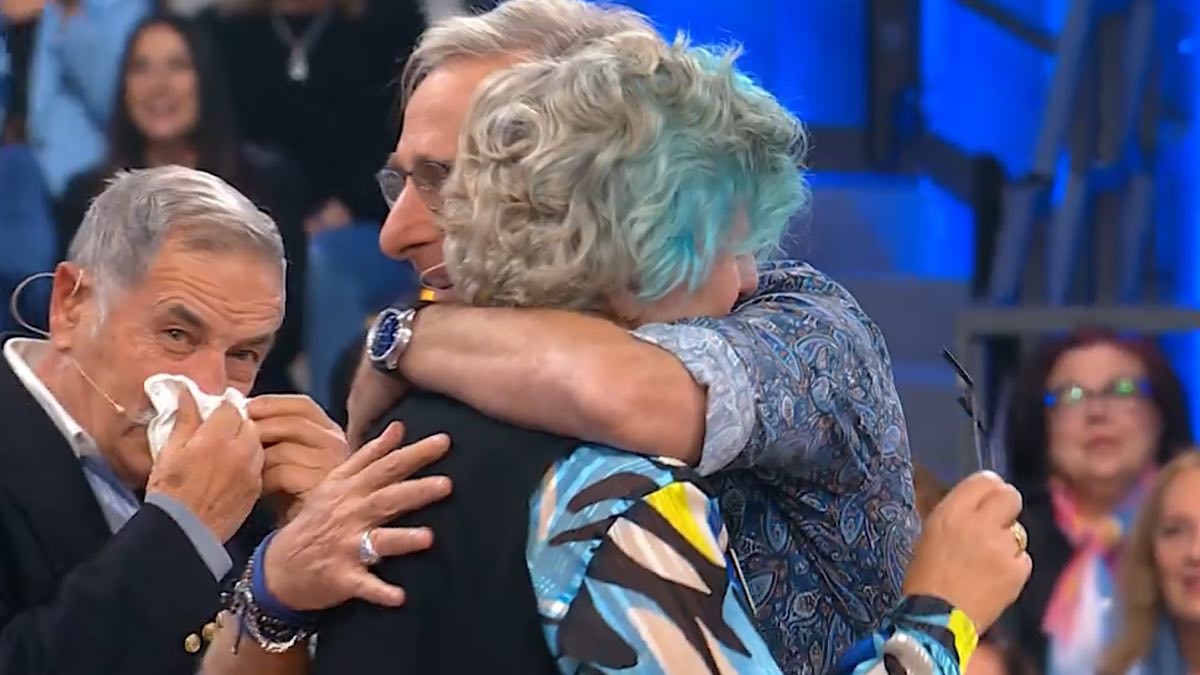 Foto Paolo Bonolis commosso