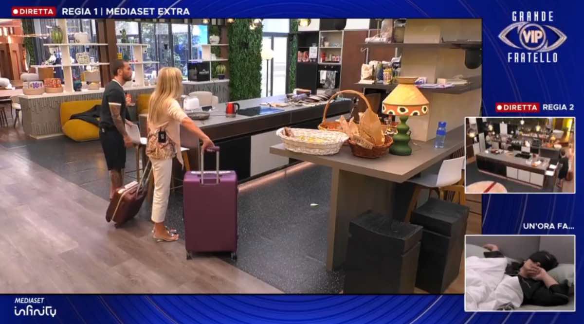 foto alessandra mussolini con le valigie gfvip