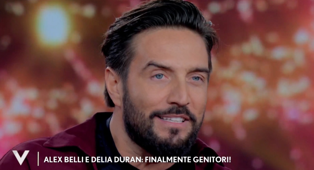 foto alex belli papa verissimo