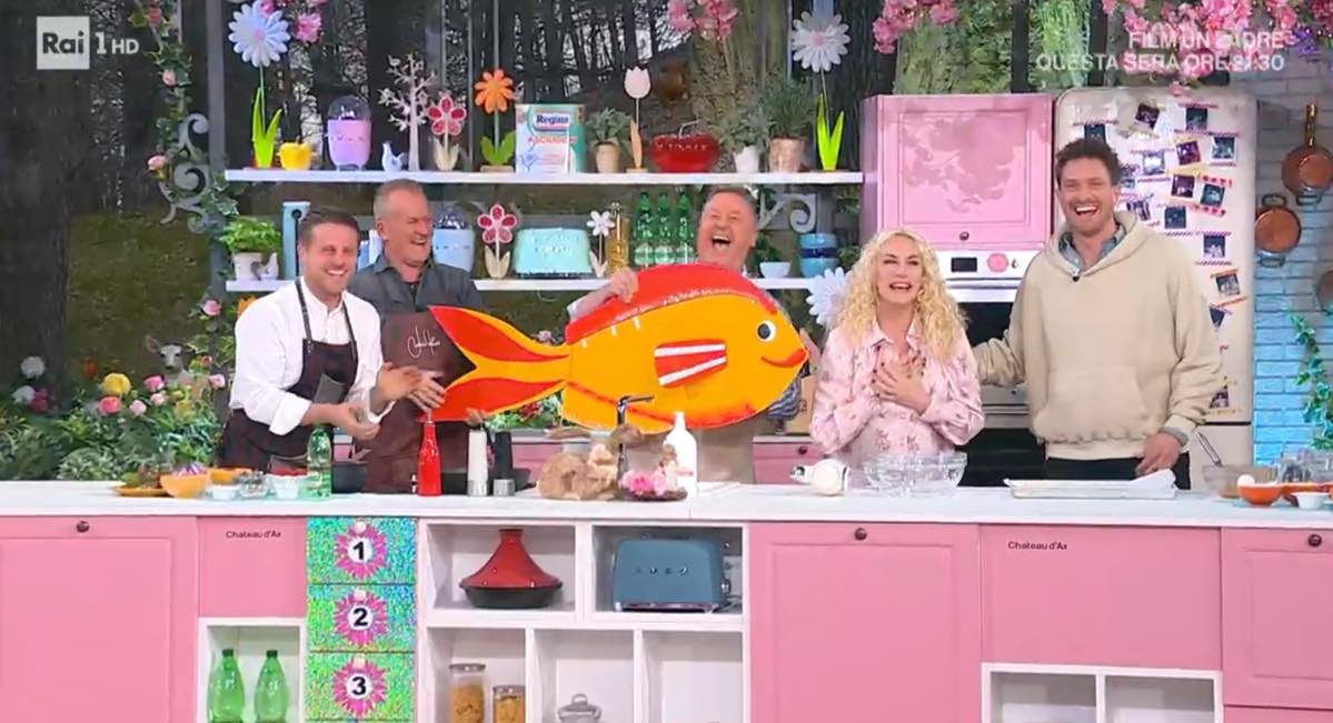 foto antonella clerici scherzo