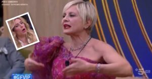 foto antonella elia paola caruso attacco gfvip