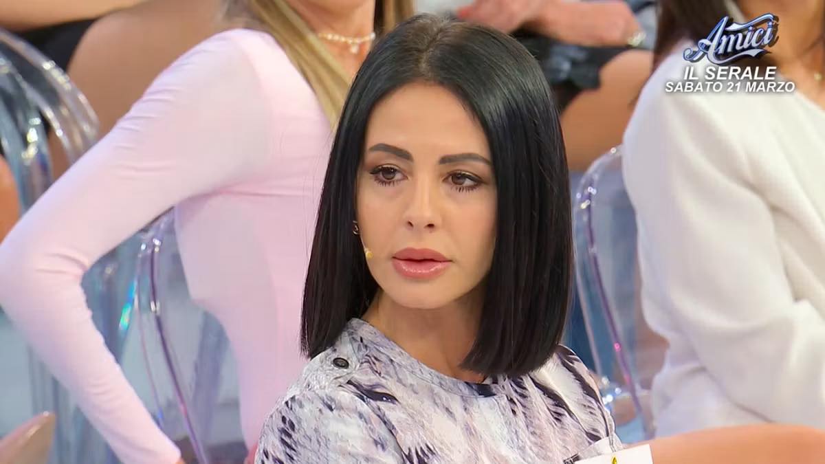 Foto Debora Uomini e Donne