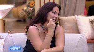 foto francesca manzini sotto accusa gfvip