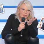 Uomini e Donne, Maria De Filippi apre gli occhi a Gemma: “Non interessi a Gianpaolo”