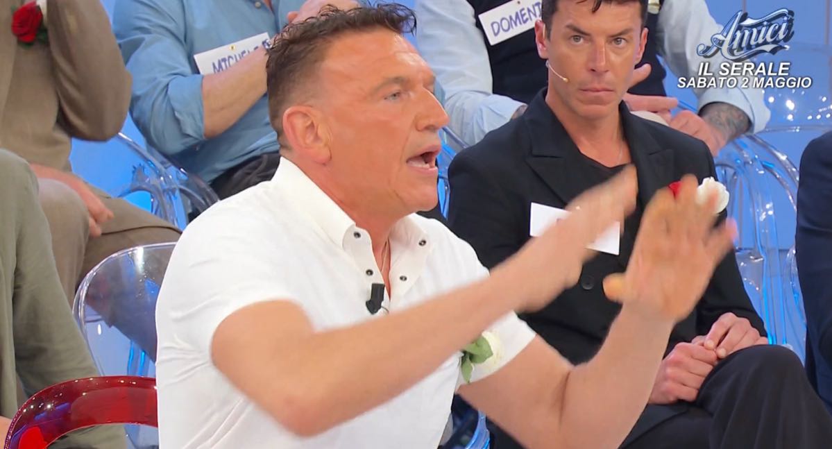 foto massimo attaccato da marina ued