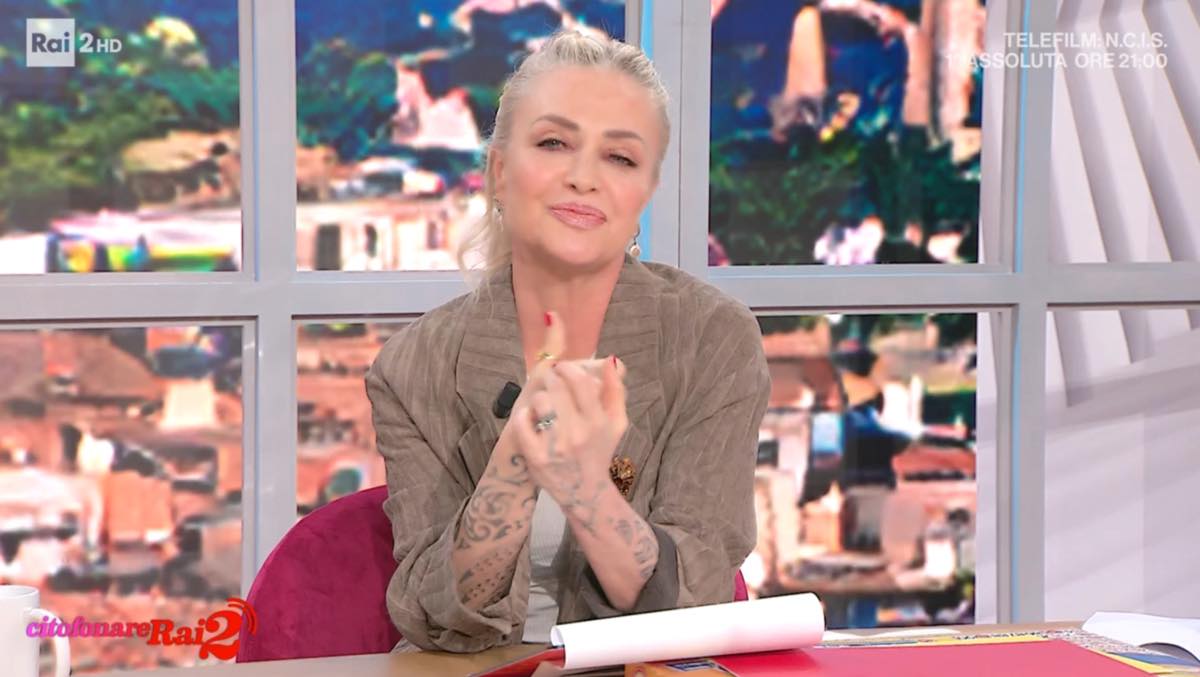 foto paola barale intervista