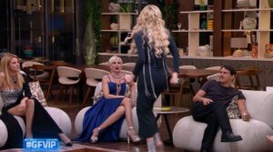 foto paola caruso attacca elia gfvip