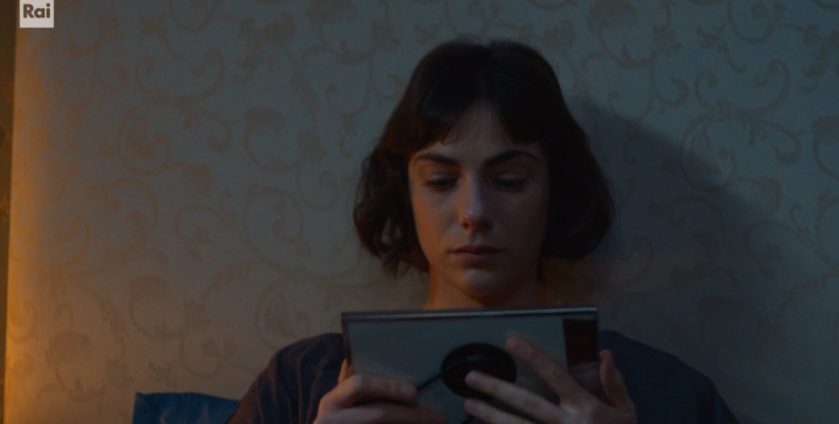 foto roberta valente ascolti 26aprile