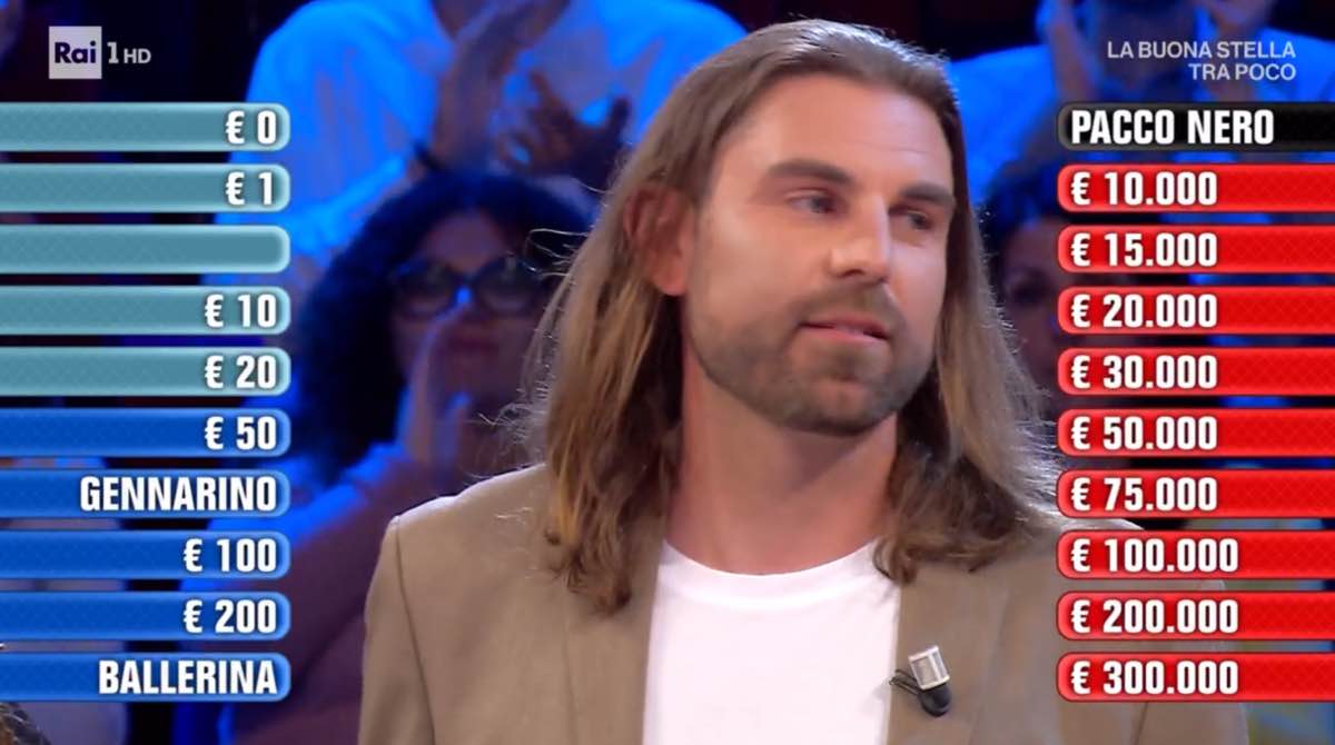 foto simone affari tuoi valle daosta