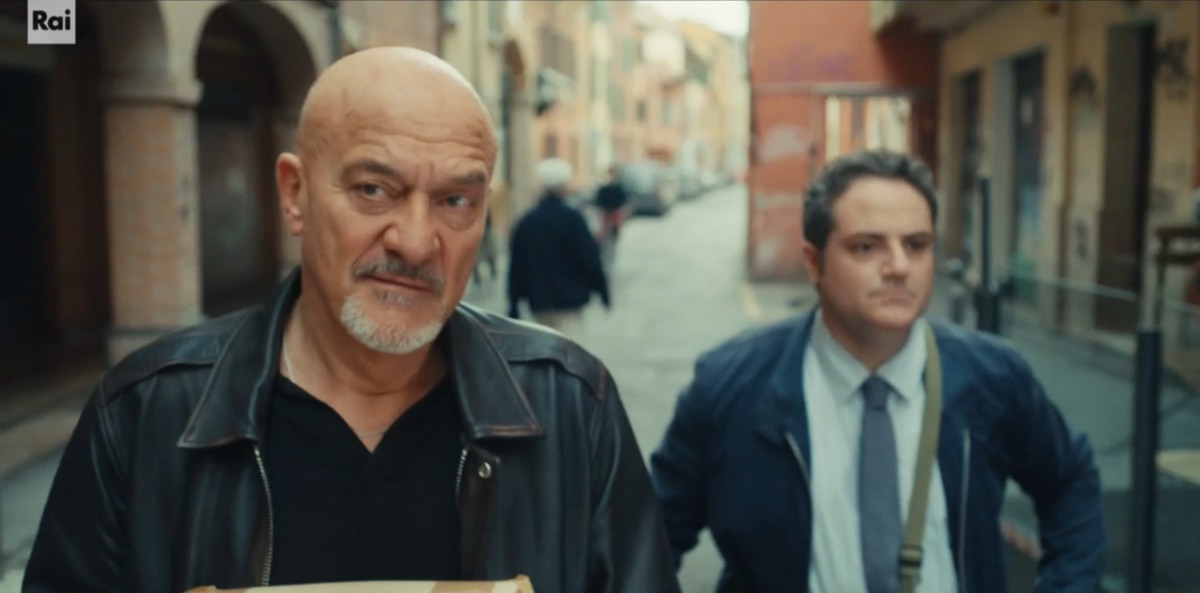 foto uno sbirro in appennino ascolti