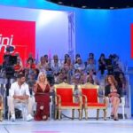 Uomini e Donne domani (1 maggio) non va in onda: cosa c’è al suo posto