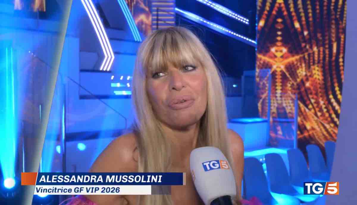 foto alessandra mussolini foto vittoria gfvip