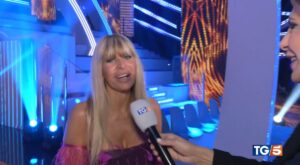 foto alessandra mussolini tg5 vittoria gfvip
