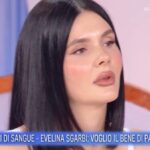 Evelina Sgarbi a La volta buona: “Nessun avvicinamento con mio padre Vittorio”