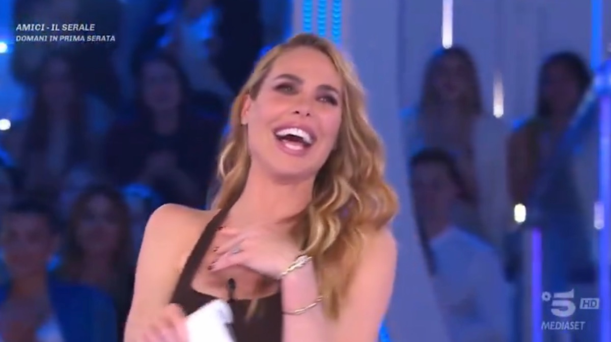 foto ilary blasi ride dopo la mosca gfvip