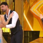 Raimondo Todaro, fuorionda con Ilary Blasi: cosa le ha sussurrato all’orecchio