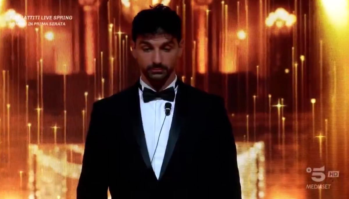 foto raimondo todaro terzo gfvip