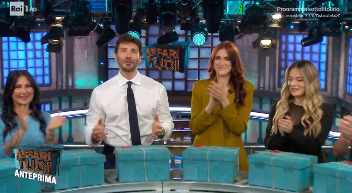 foto stefano de martino chiara affari tuoi