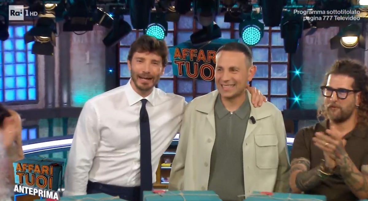 foto stefano de martino guido affari tuoi