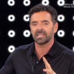 Alberto Matano, addio doloroso alla Vita in diretta: “Una perdita secca”