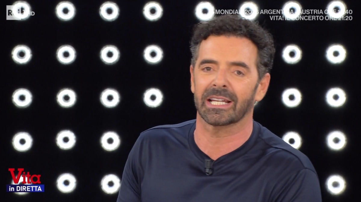 foto alberto matano vita in diretta intervista malgioglio