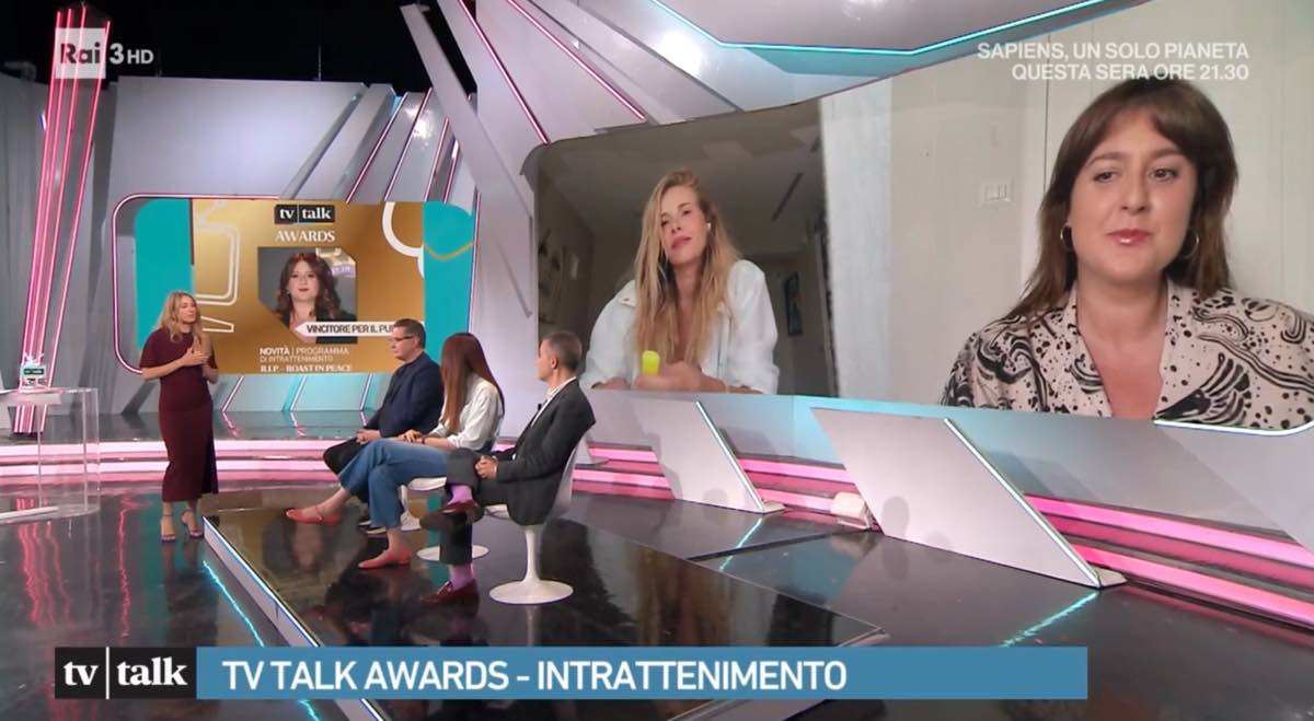 foto alessia marcuzzi tv talk studio 