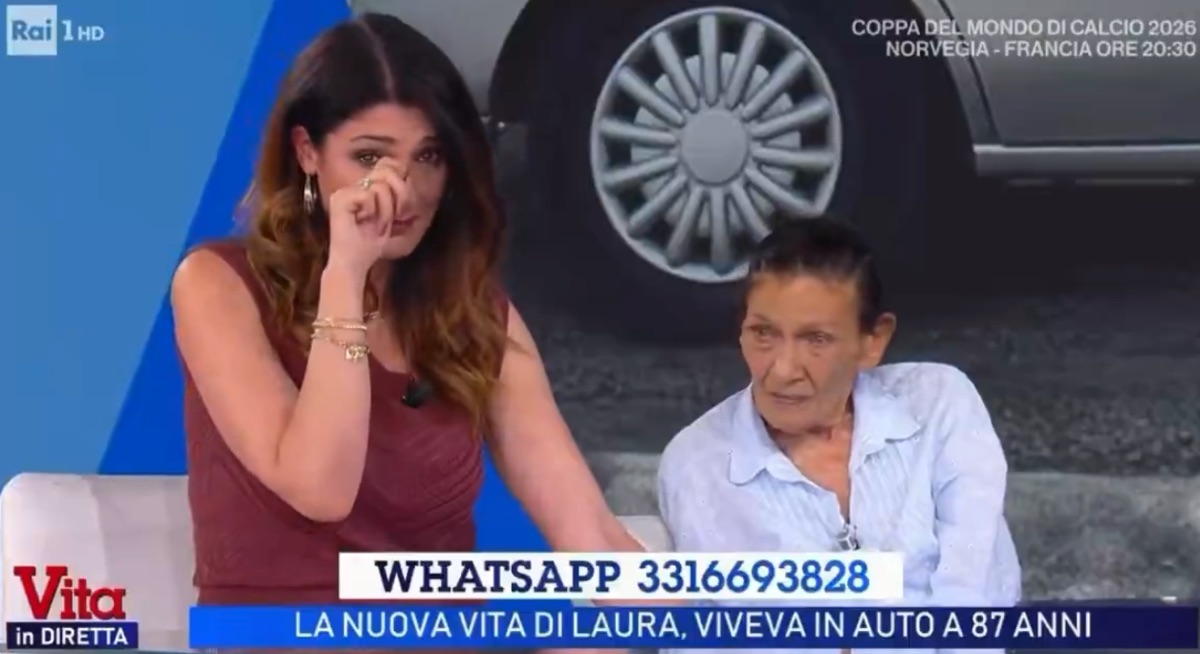 foto barbara di palma piange ultima puntata vita in diretta