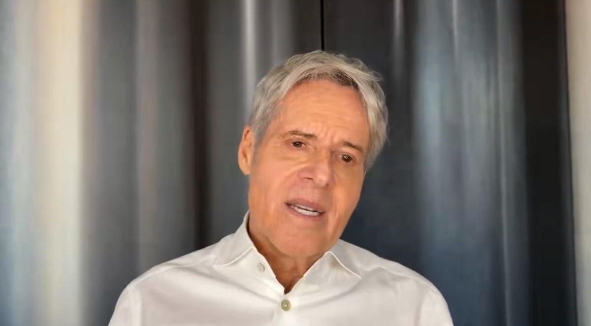 foto claudio baglioni polmonite posticipa tour
