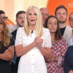 Eleonora Daniele chiude Storie Italiane: “Ci rivediamo a settembre su Rai1”