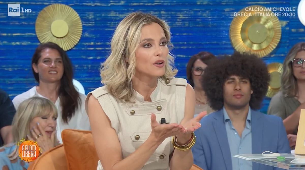 foto francesca Fialdini da noi a ruota libera ultima puntata
