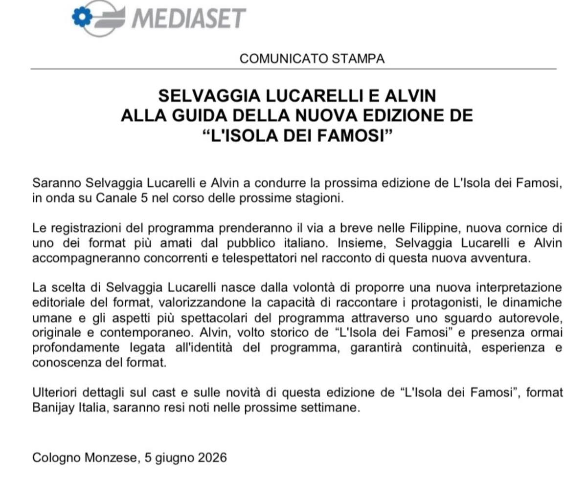 foto isola comunicato mediaset Selvaggia Lucarelli Alvin